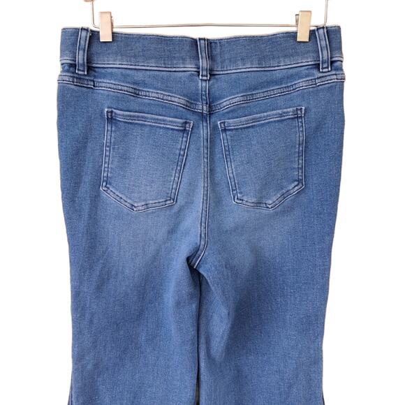 SPANX Flare Jeans Size Medium 2-Tone Mixed Indigo Wash Retro High Waist - Picture 8 of 11